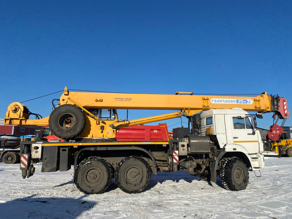 Галичский автокрановый завод (ГАКЗ) КС-55713* на шасси КамАЗ 43118 6x6 Автокран КС-55713-5В (Дизельн