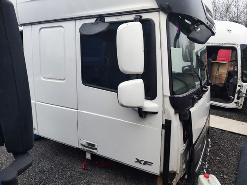 Дверь правая в сборе 2018г.