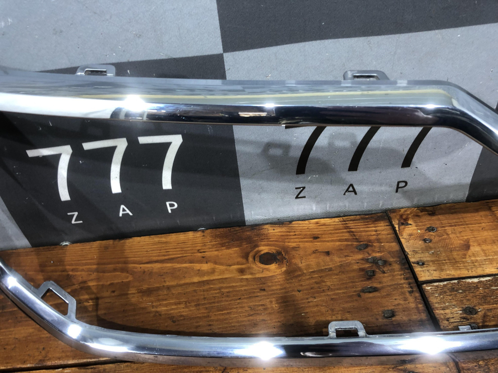 Молдинг решетки радиатора Skoda Kodiaq 16-22 Б/У Оригинал 565853761