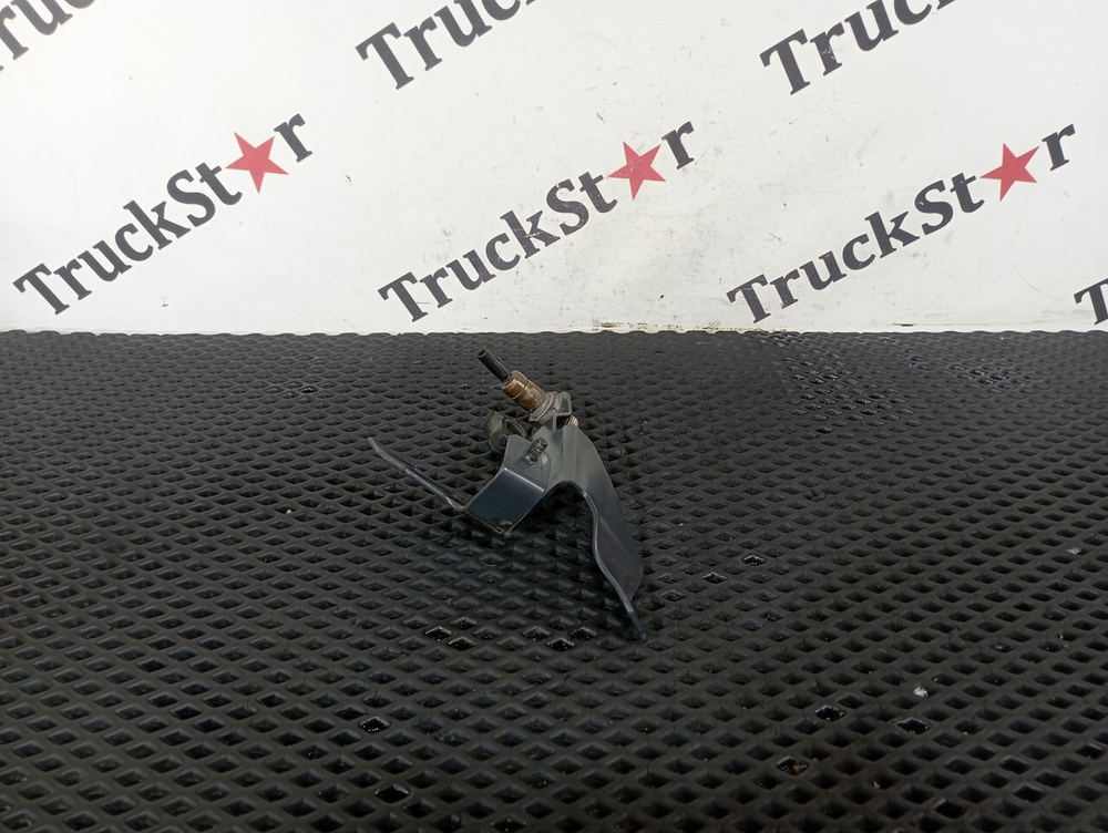 Кронштейн выключателя массы 2020г.