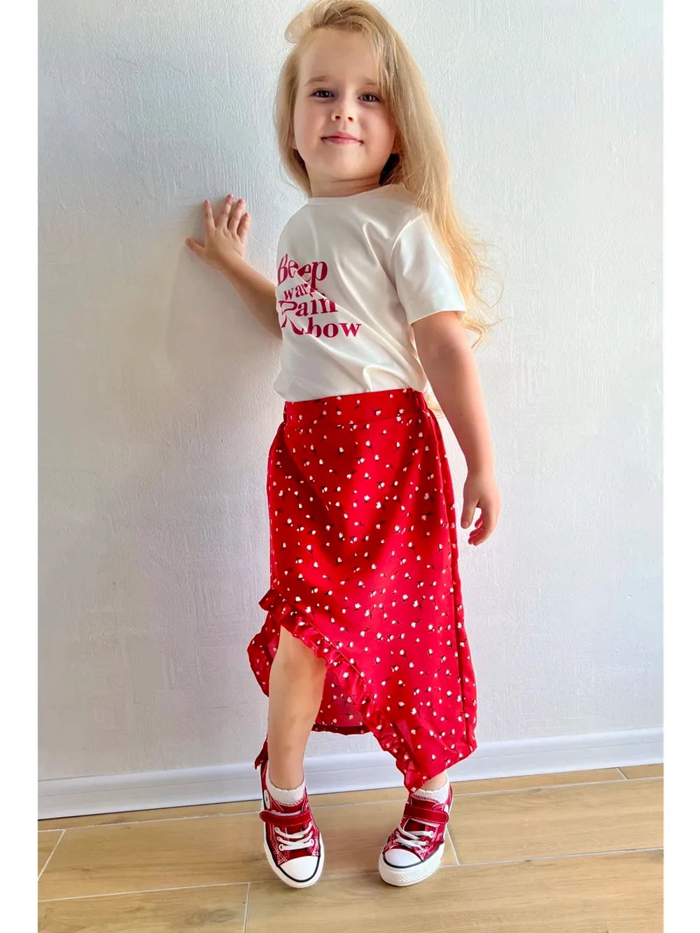 Костюм футболка с юбкой