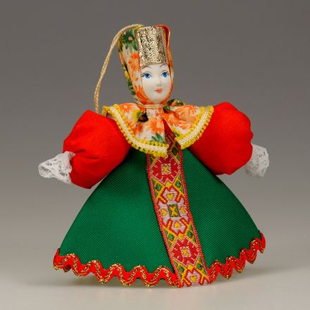 Малая подвесная кукла Крестьянка в платочке