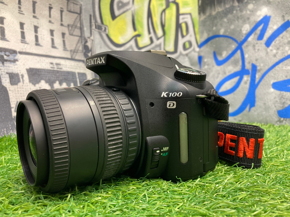 Pentax K100D kit 35-80mm SMC 4-5.6