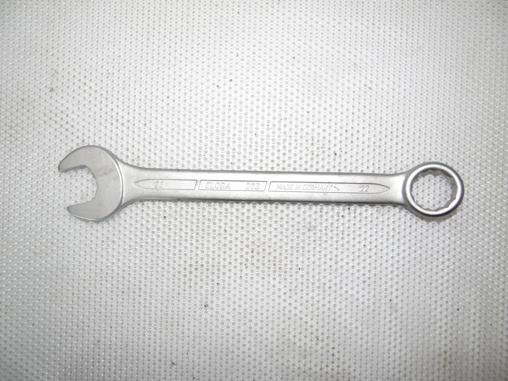 Ключ гаечный комбинированный КГК 22х22 ELORA