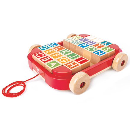 Игрушечная детская деревянная каталка-тележка с кубиками и английским алфавитом (26 кубиков в наборе)