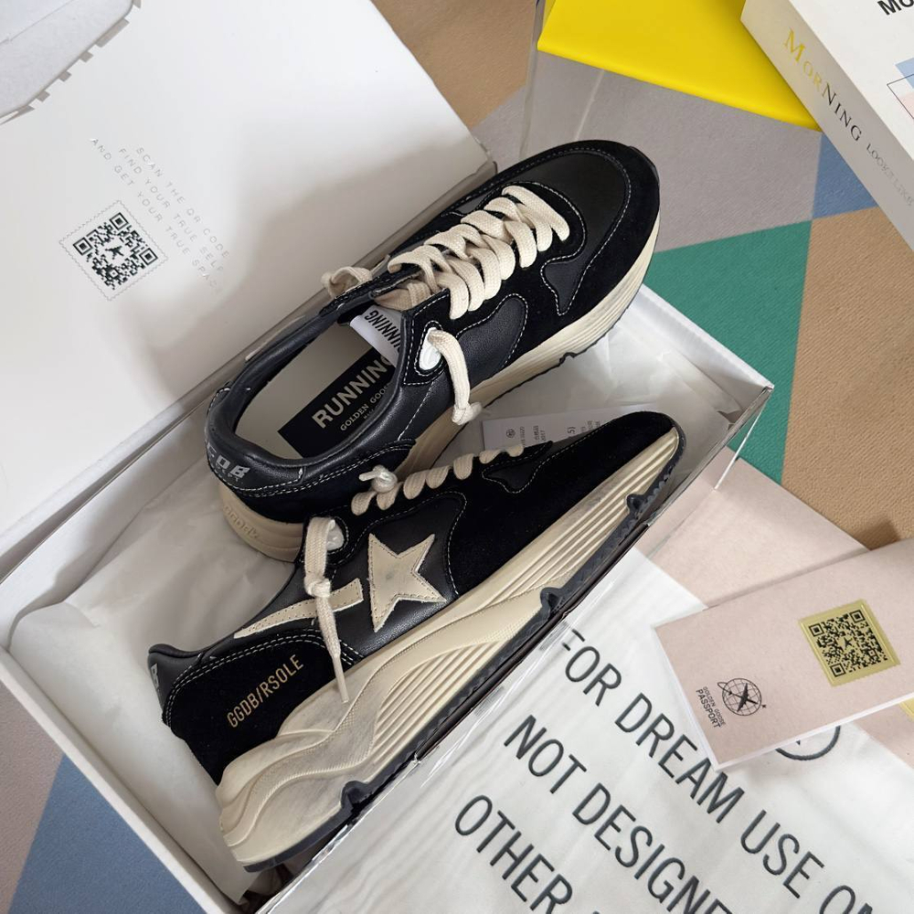 Кроссовки Golden Goose