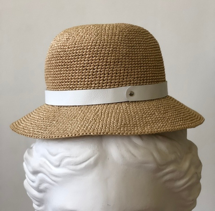 шляпная лента из кожи белая