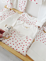 Комплект одежды из 20 предметов Сердечки