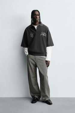 ZARA ПОЛО СВОБОДНОГО КРОЯ С ВЫШИВКОЙ, СЕРЫЙ