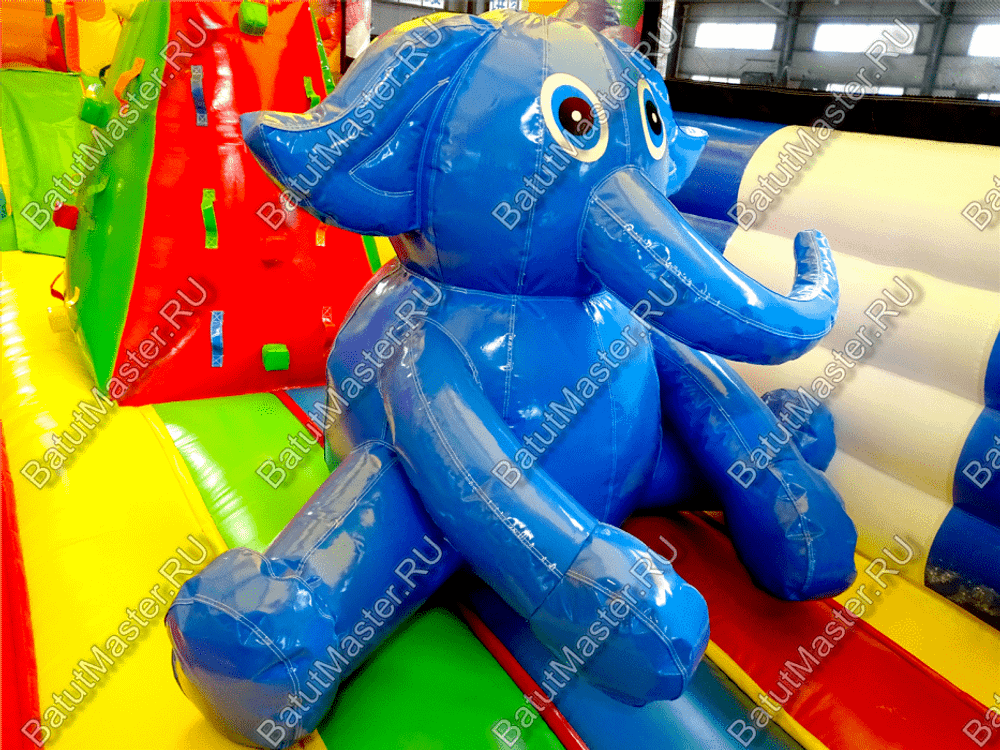 Надувной батут "Зверята с крышей 3" со скалодромом, 11*7*6 м