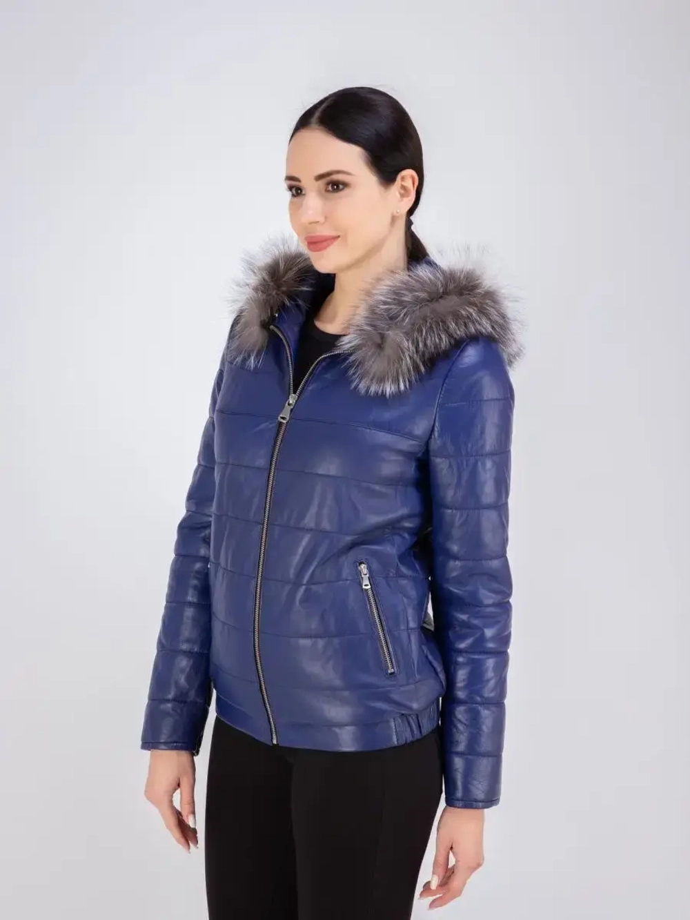 Куртка женская из натуральной кожи с капюшоном Турция