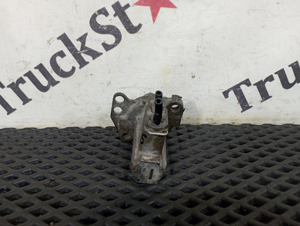 Клапан блокировки МКПП