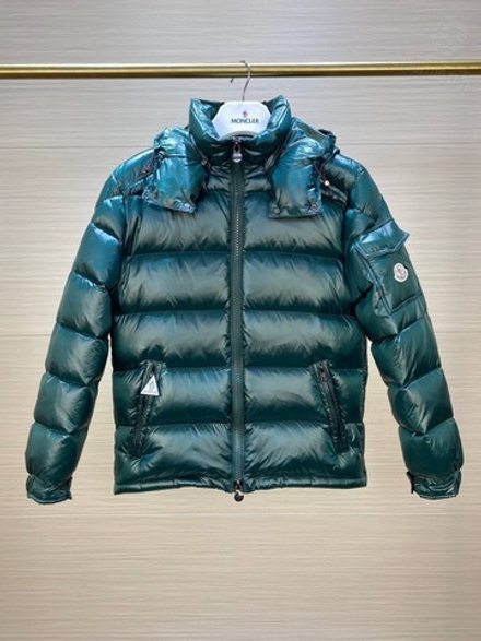 Пуховик Moncler