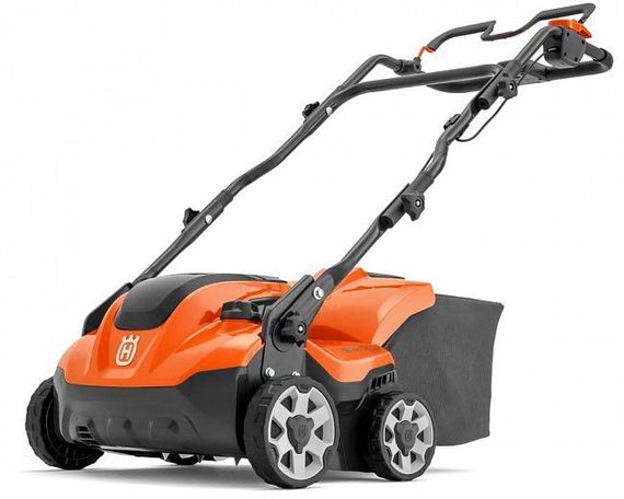 Аккумуляторный аэратор-скарификатор Husqvarna S138i (без АКБ и ЗУ)