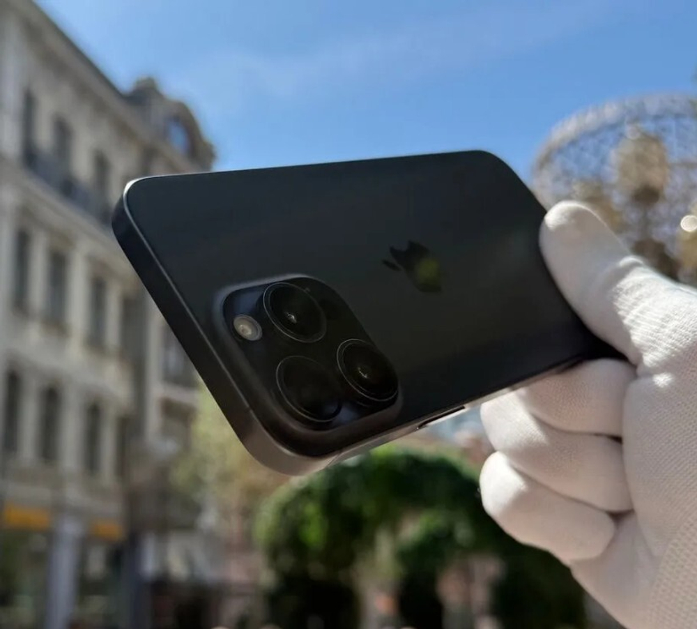 iPhone 15 Pro Max, 512 ГБ б/у
