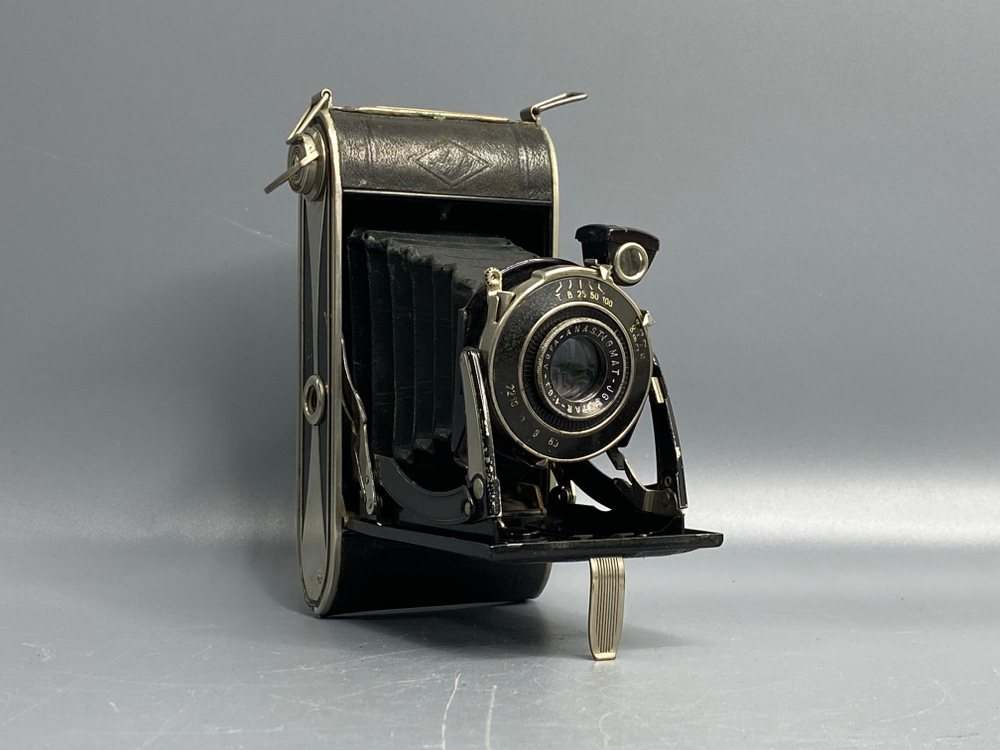 Agfa Billy-Record + Agfa-Anastigmat Jgestar f/7.7 работают выдержки 1/50 и 1/100