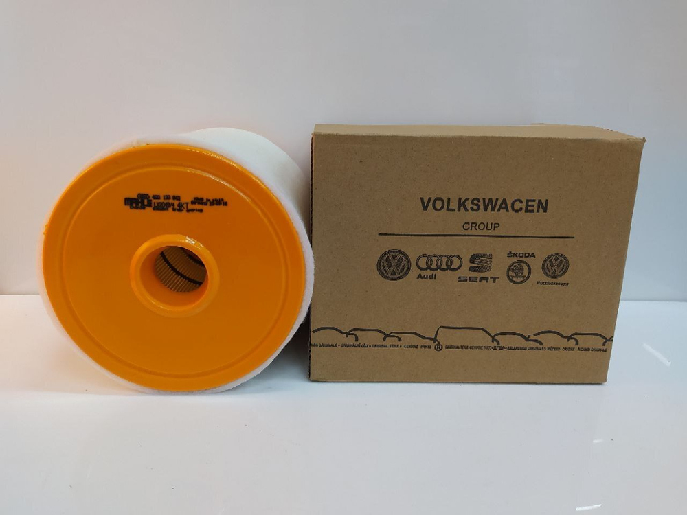 Фильтр воздушный VAG 4G0133843  Volkswagen, Audi A6, A7