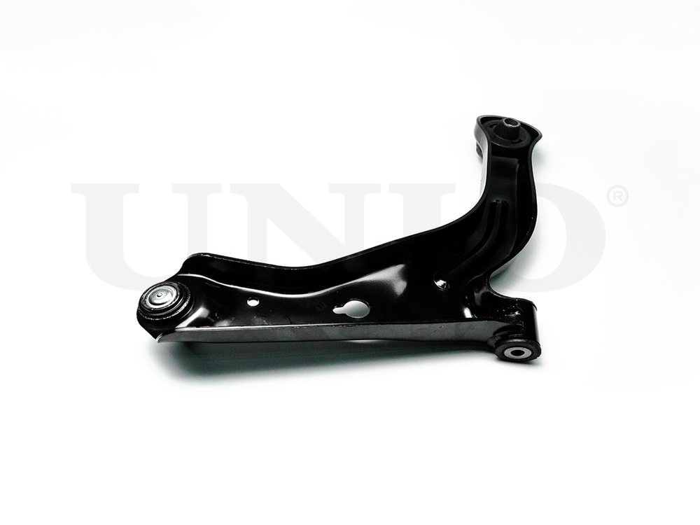 Рычаг подвески поперечный передний нижний левый UNIO SSP-40029