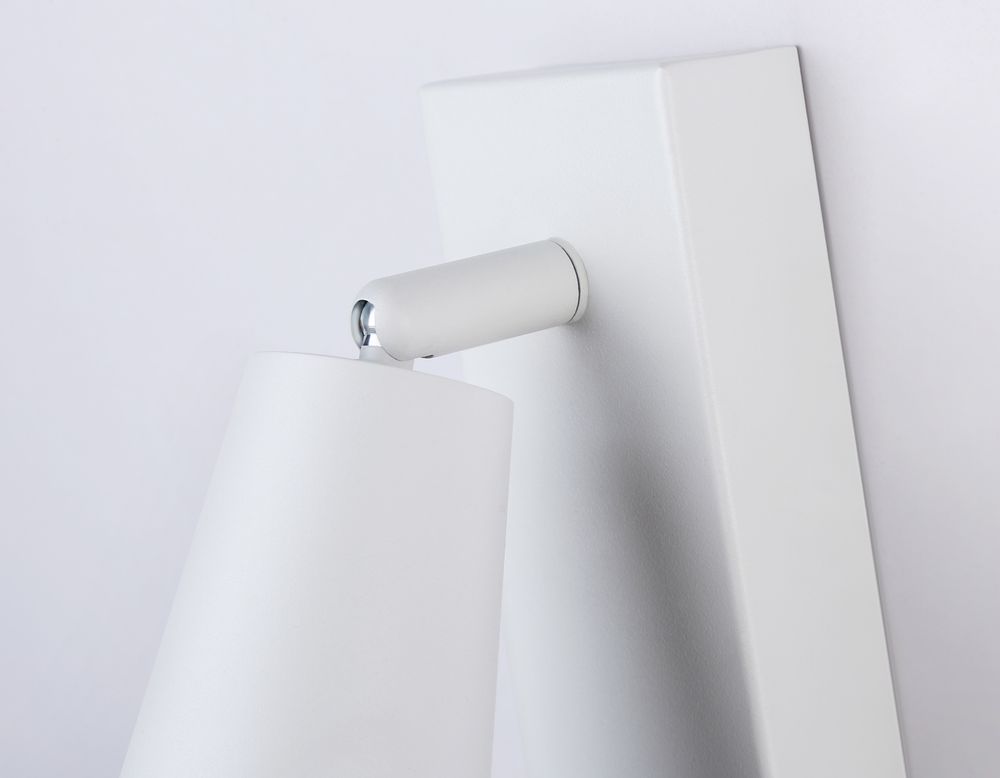 Ambrella Настенный светильник с выключателем и сменной лампой GU10 Move TA13141