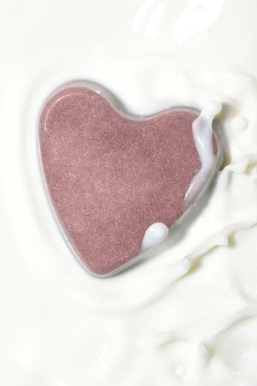 Молочко для умывания твёрдое с пудрой розы, Greena Avocadova, 50 г