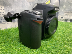 Nikon D90 14.000 кадров