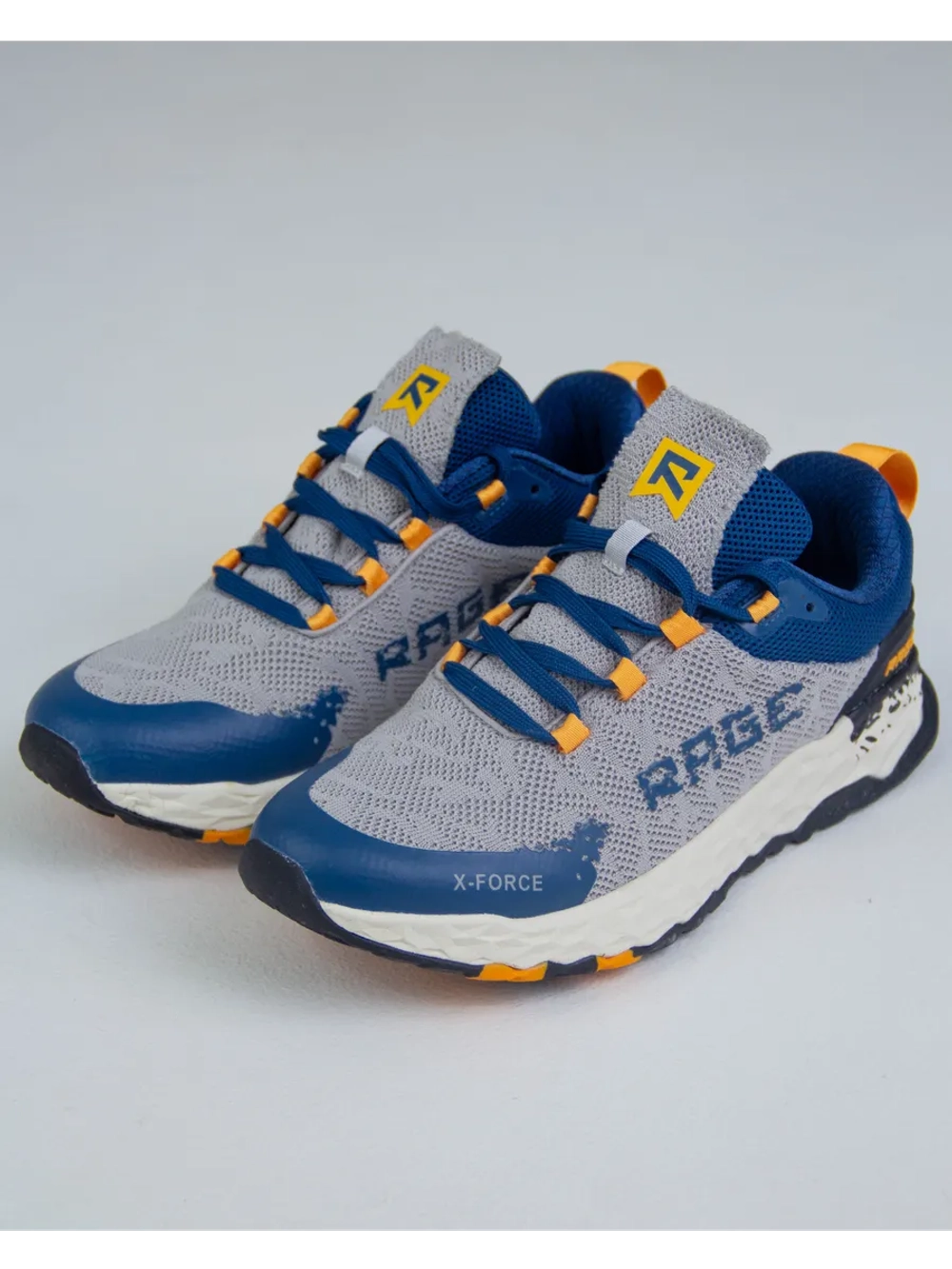 Беговые кроссовки с двойной амортизацией