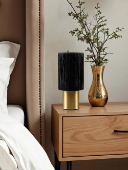 Светильник настольный для спальни классический