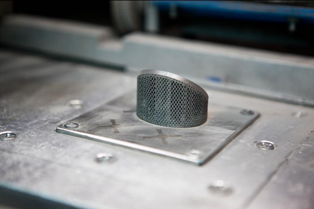 Лазерный 3D принтер по металлу