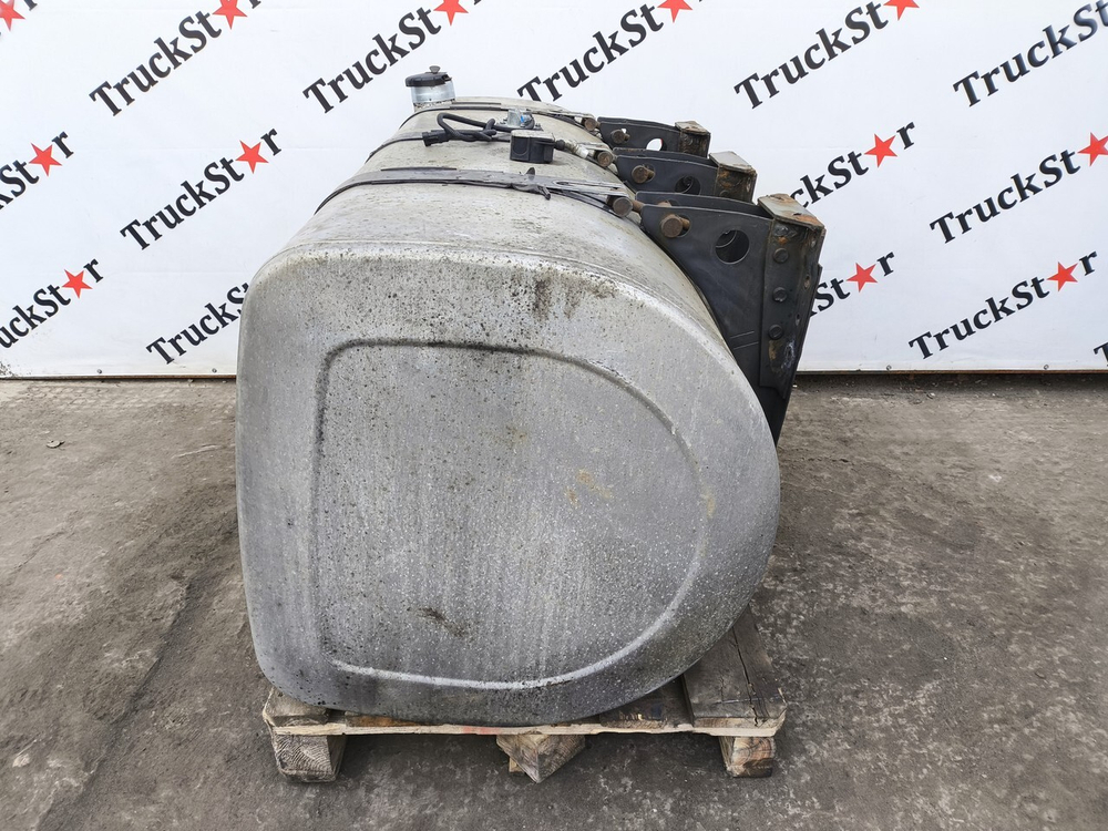 Бак топливный 610L 2017г.