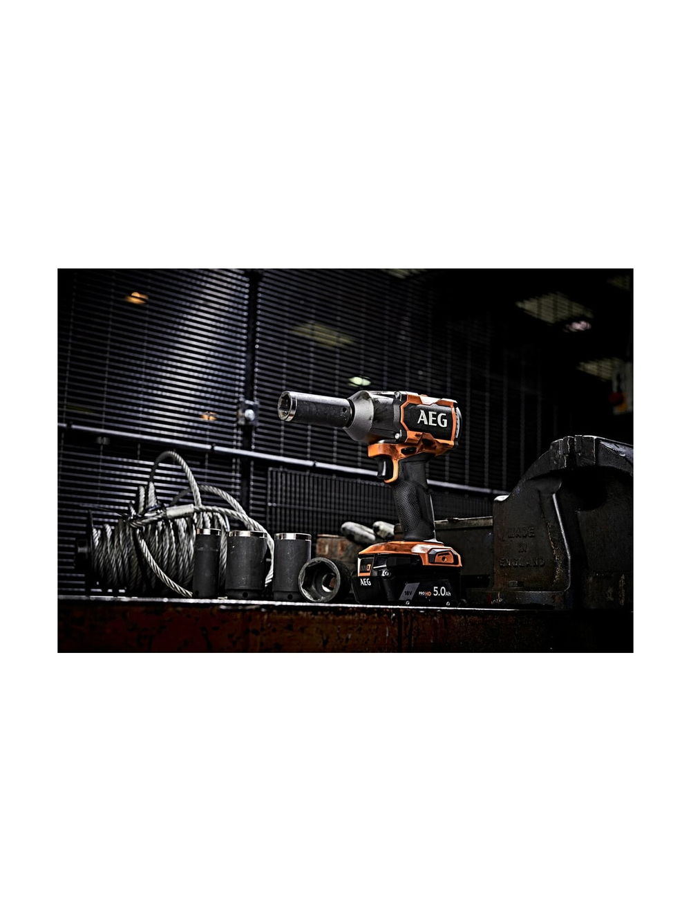 Ударный бесщеточный гайковерт AEG BSS18MTF12BL-0 4935479663