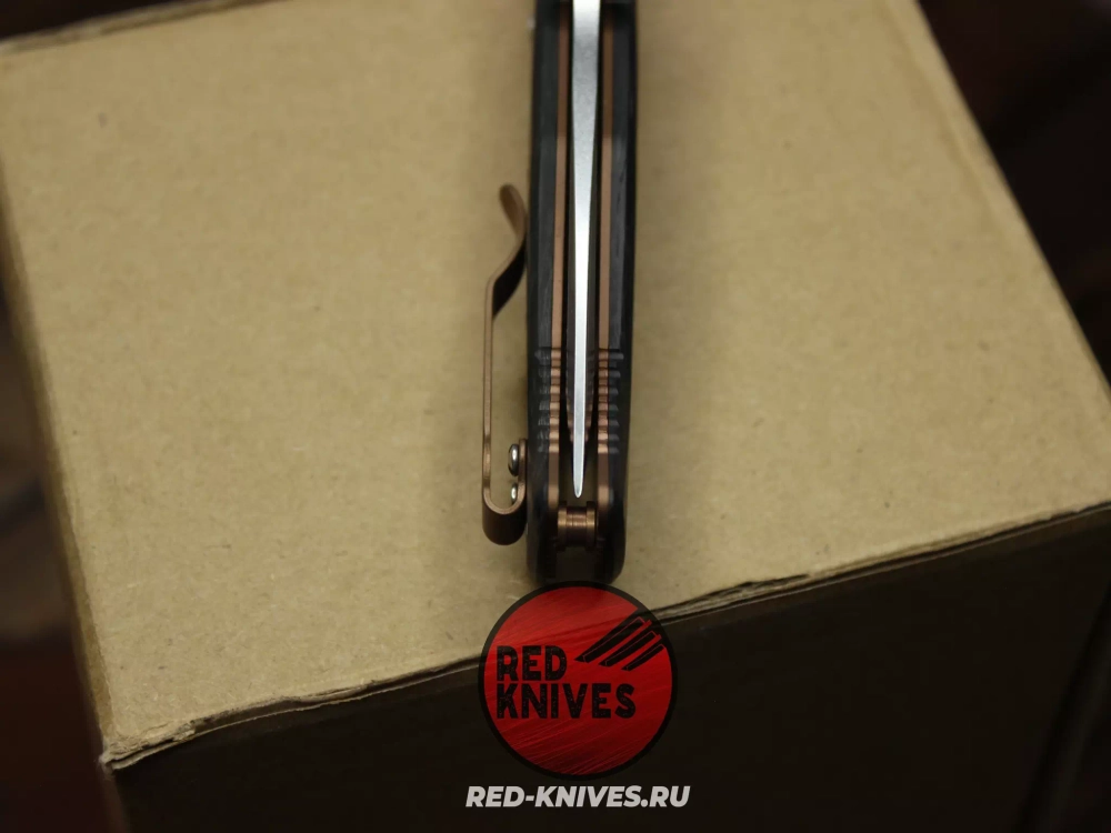 Нож Benchmade Mini Adamas - рукоять мраморный карбон, клинок стоунвош BM273FE-2BK