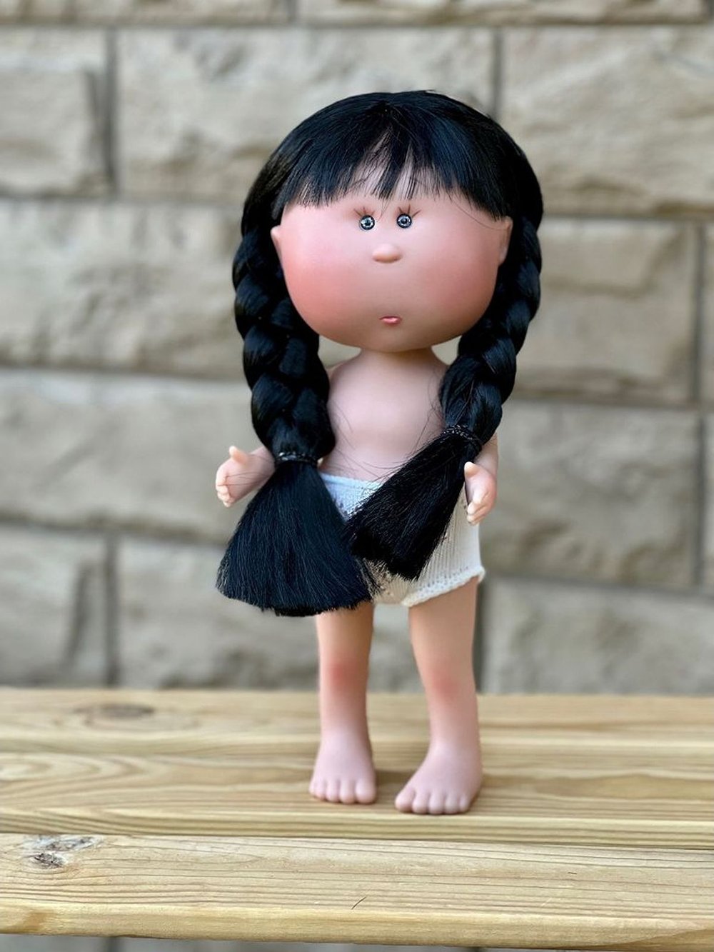 Кукла Nines виниловая 30см MIA BLACK без одежды (3000W36)