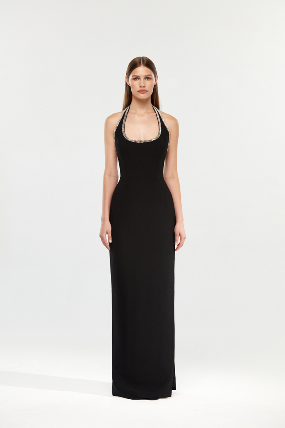 Платье макси из крепа вышивкой кристаллами