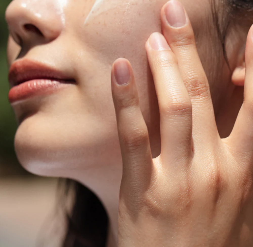 DEAR, KLAIRS Обновлённый санскрин с подтверждённым фактором защиты All-day Airy Sunscreen SPF 50+ PA++++ (50 мл)