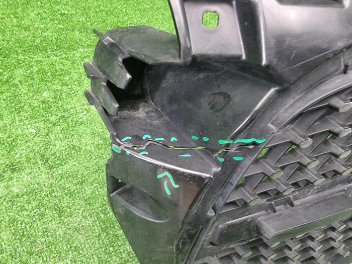 Решетка радиатора Mercedes GLB X247 (2019-2023)