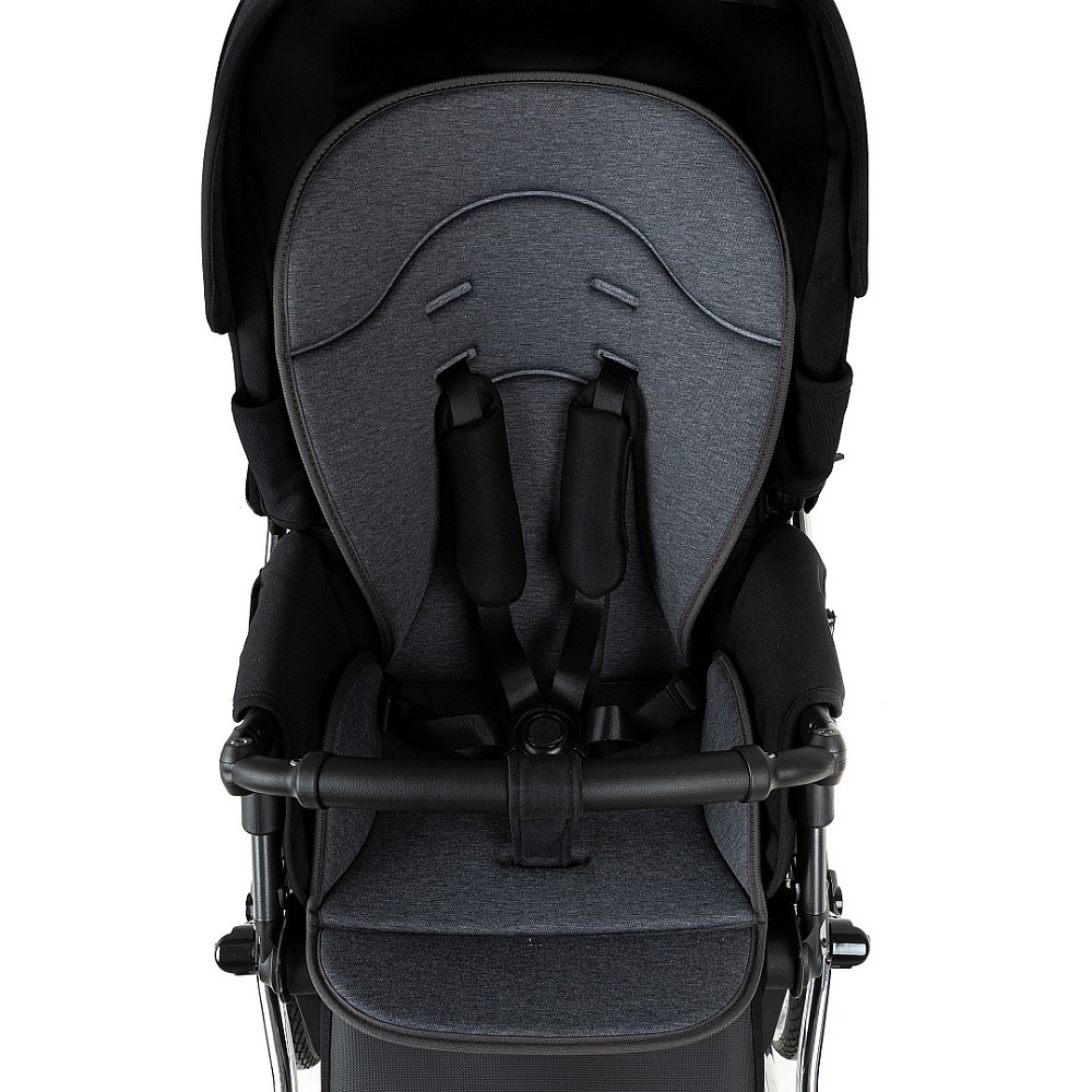 Детская коляска Roan Bass Next Classic d14 2.0 3 в 1 с автокреслом Pituso Santiso Pro Black BSNC/95/2 Caviar/Black/руч.Cappuccino