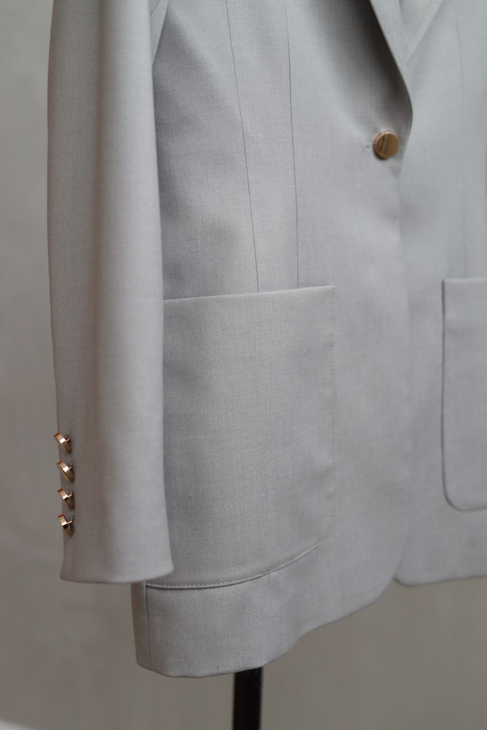 Пиджак полуприлегающий серый из итальянской вискозы