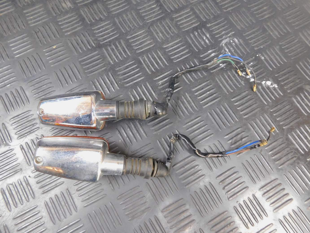 Поворотники передние Yamaha XJR1300 RP03J 2005