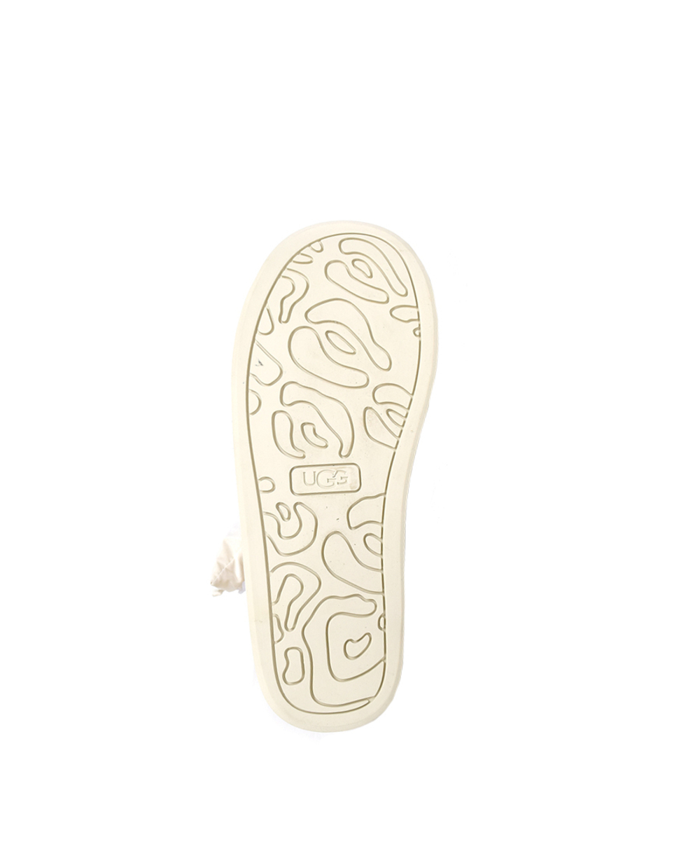CLEAR QUILTY white