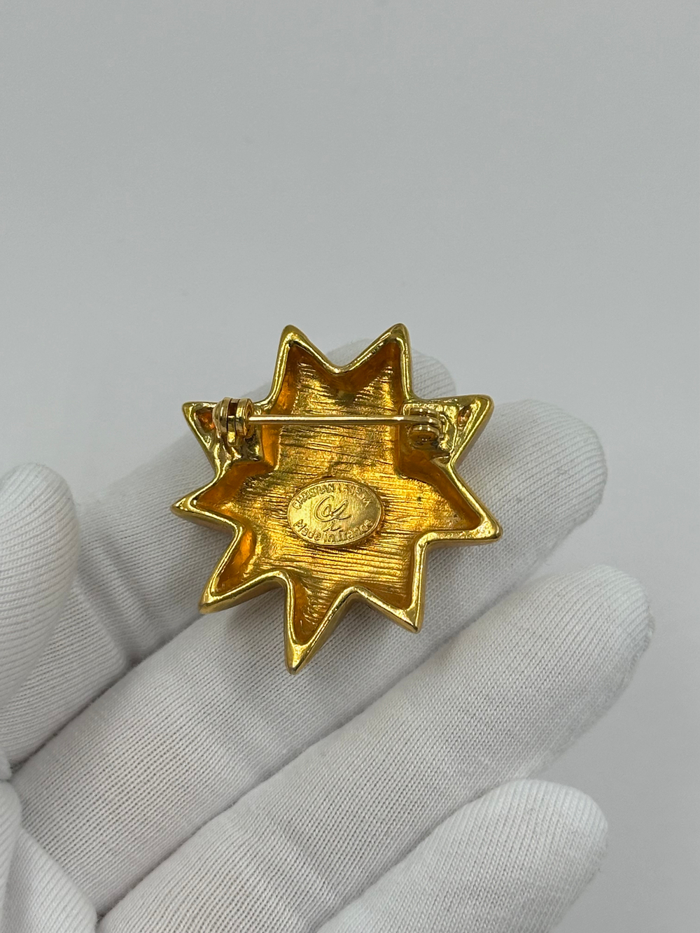 Брошь Солнце Christian Lacroix