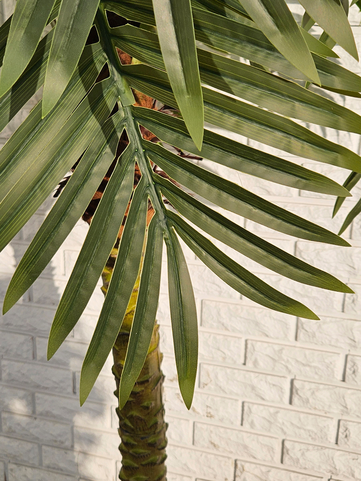 Пальма Финиковая искусственная 250см в кашпо