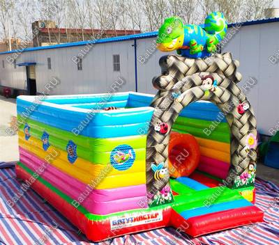 Коммерческий надувной батут "Забавный Хамелеон" 6*4,4*4 м