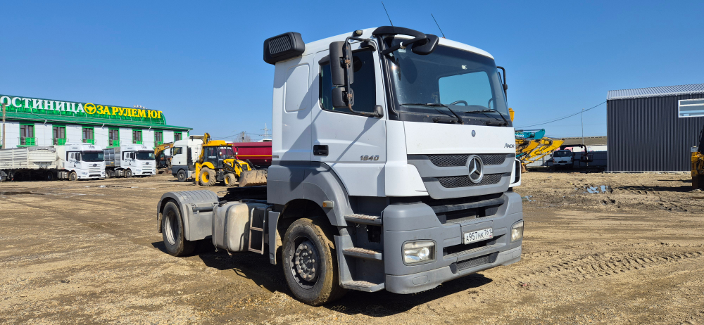 Mercedes-Benz AXOR 4x2 Седельный тягач 1840 LS (Дизельный, 12,0 л, 401 л.с., МТ)