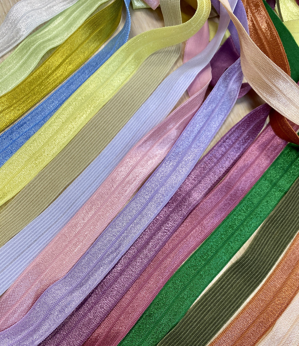 Бейка трикотажная эластичная 15мм (15 цветов по 1,5 м)