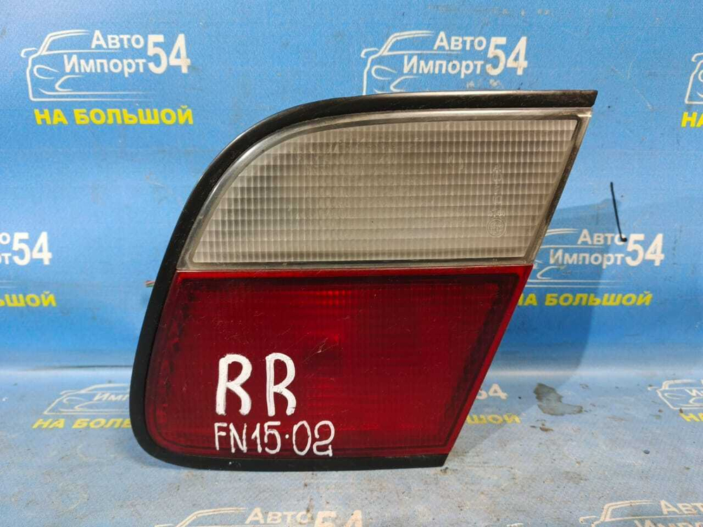 Вставка багажника правая NISSAN PULSAR 1999