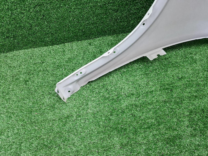 Крыло переднее правое Geely Tugella (2019-2024)