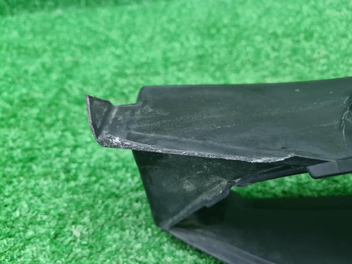 Воздуховод радиатора нижний BMW X3 G01 (2017-2021)