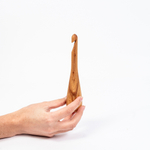 Деревянный крючок для вязания из древесины вишни 11 мм. Вязальный крючок. K157