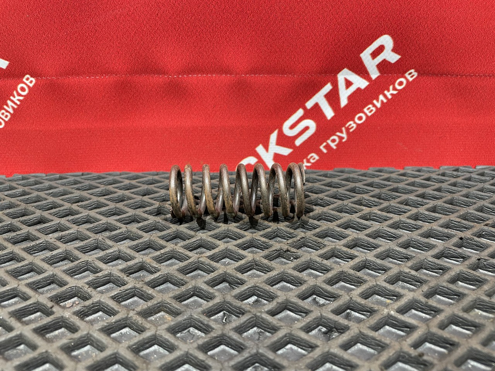 Пружина клапана выпускного