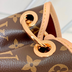 Louis Vuitton Again